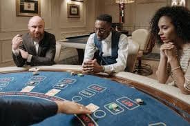 Comparison of clear daily casino guide layout and safer mobile reading